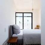 2 Bedroom Mauerpark-apartment, Mitte View Calendar Lägenhet