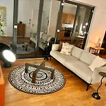 2 Bedroom Mauerpark-apartment, Mitte View Calendar ベルリン
