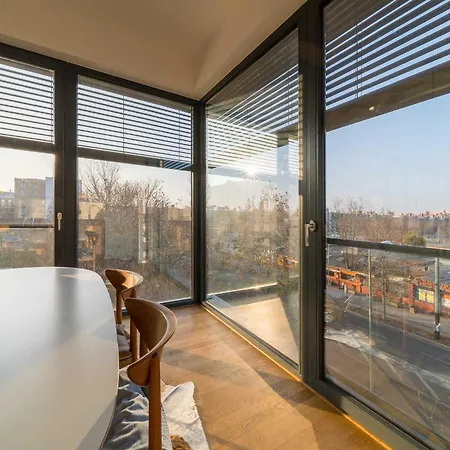 דירה 2 Bedroom Mauerpark-apartment, Mitte View Calendar ברלין