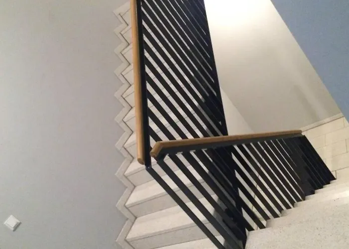 2 Bedroom Mauerpark-apartment, Mitte View Calendar * 베를린