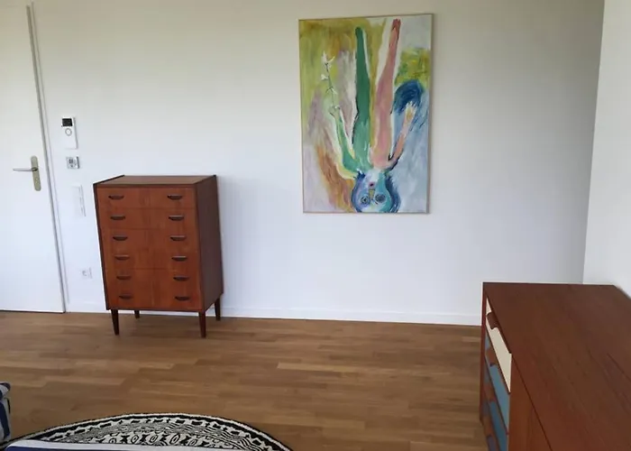 2 Bedroom Mauerpark-apartment, Mitte View Calendar Apartman Berlin